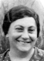 Lenke Lowy, Armin's mother