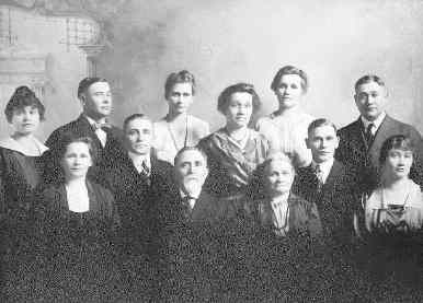 1910 Hermann Enters family photograph